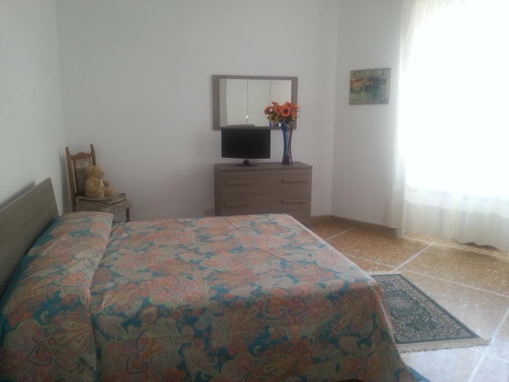 Amico Del Sole Panzió Róma Szoba fotó